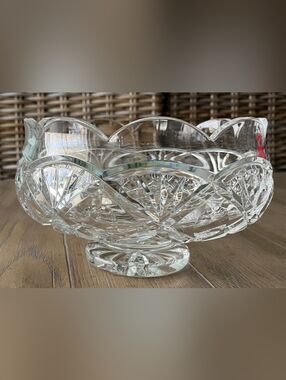 Waterford Crystal "Doors Of Dublin" Scalloped Lead Crystal Bowl New Vintage